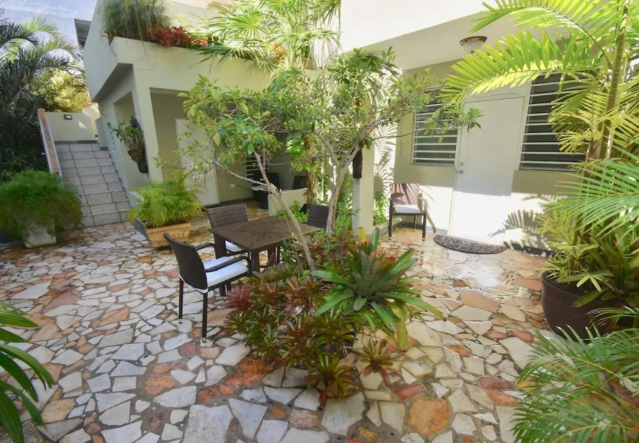Prime Location At Condado Beach 1Br 1Ba - Apt 8 サンジョアン