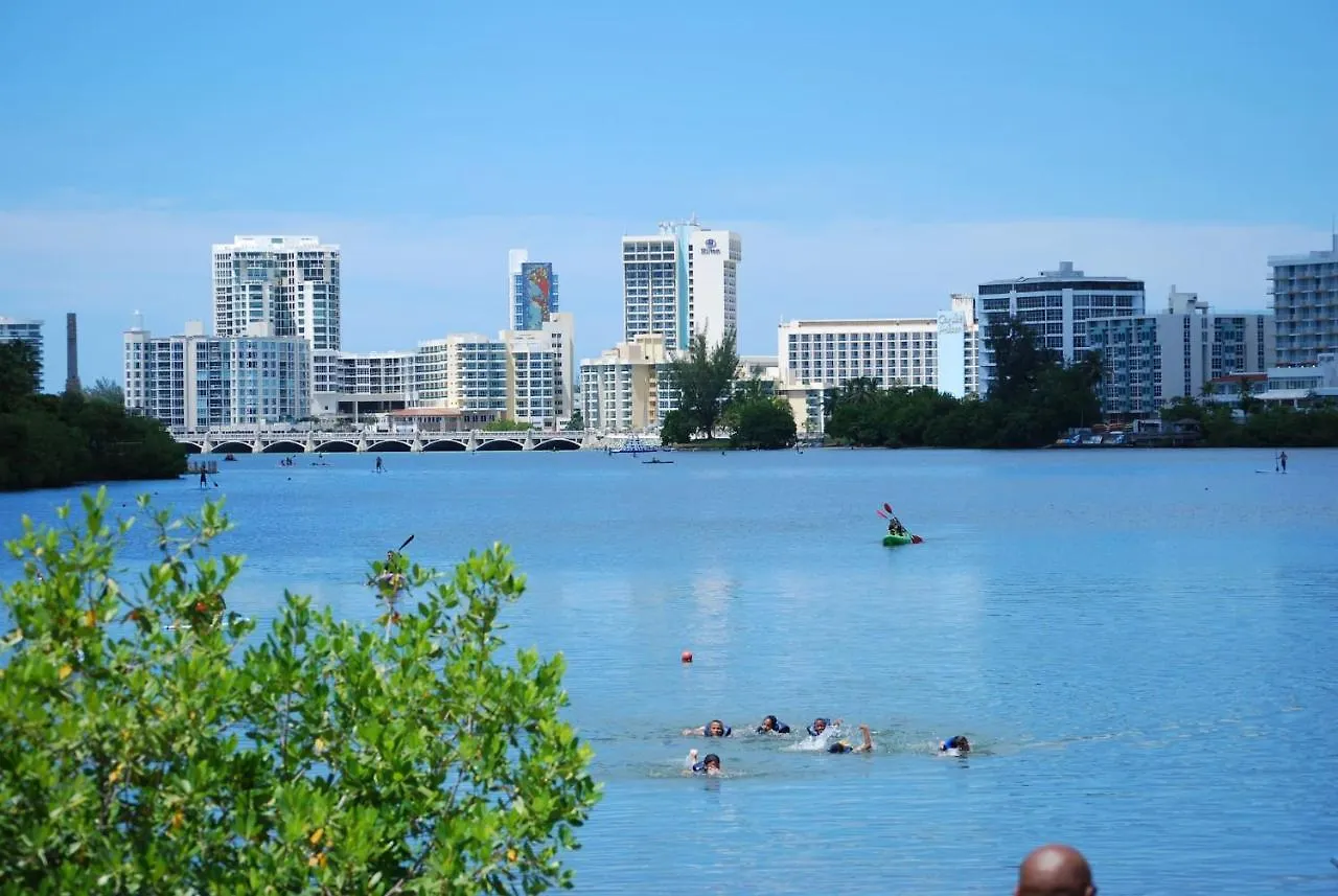 Prime Location At Condado Beach 1Br 1Ba - Apt 8 サンジョアン 0*,  プエルトリコ