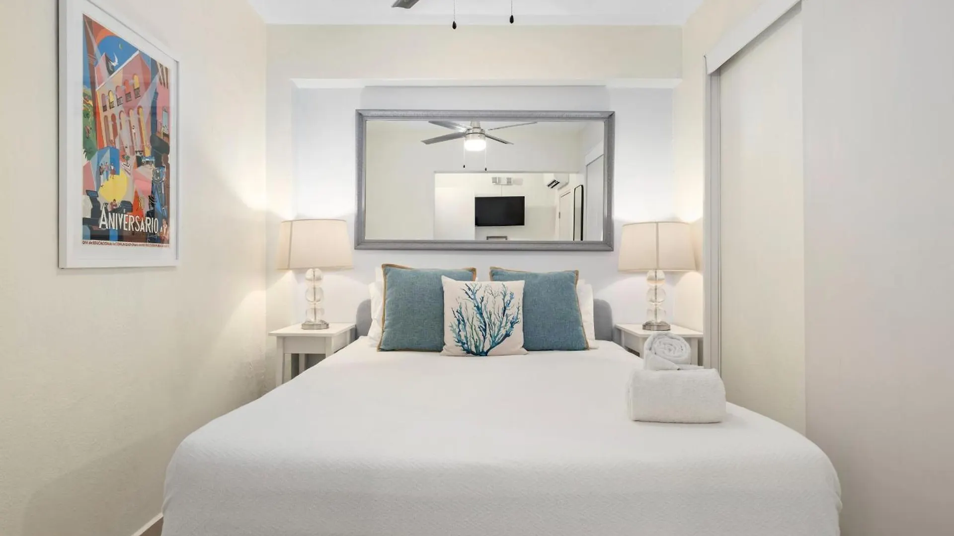 Prime Location At Condado Beach 1Br 1Ba - Apt 8 サンジョアン